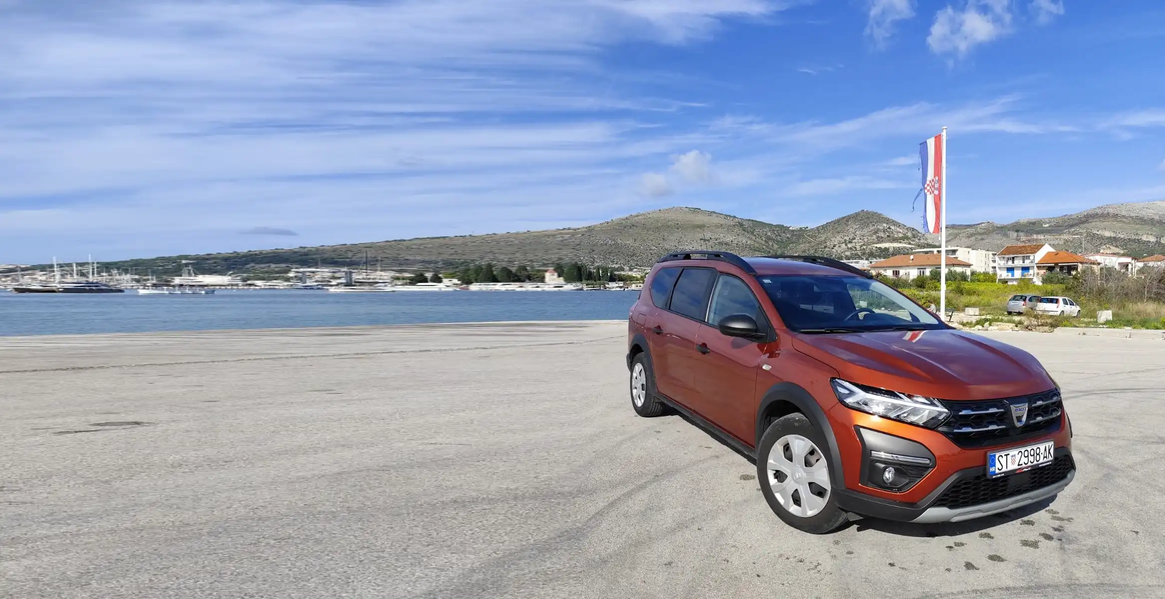 Wide view of the Eden Experience taxi vehicle near Trogir